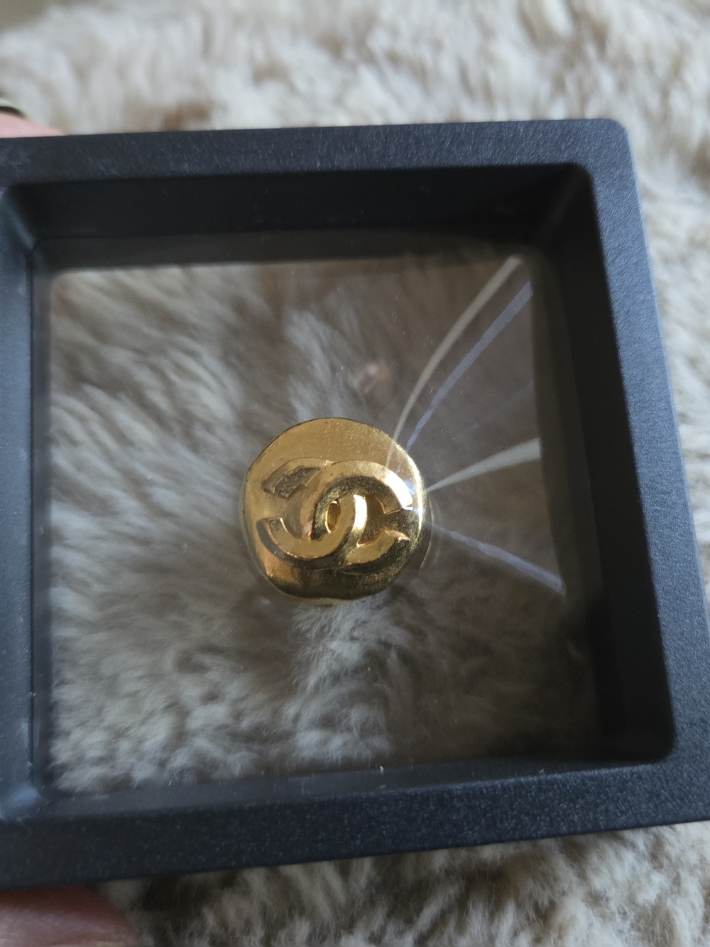 Authentic Chanel Single Clipon Earring - Picture 7 of 8